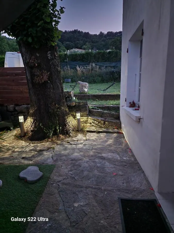 Hébergement de vacances Villa Logement Complet Avec Jacuzzi Exterieur à Labegude France